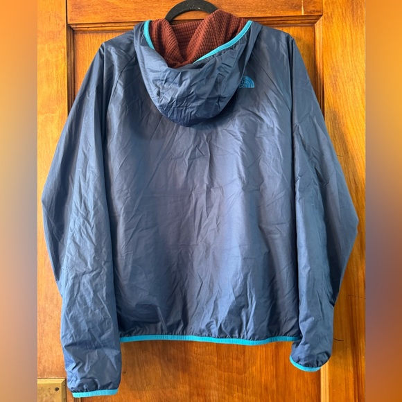 North Face Windbreaker with Fleece Lining- Mens Small - Picture 2 of 4